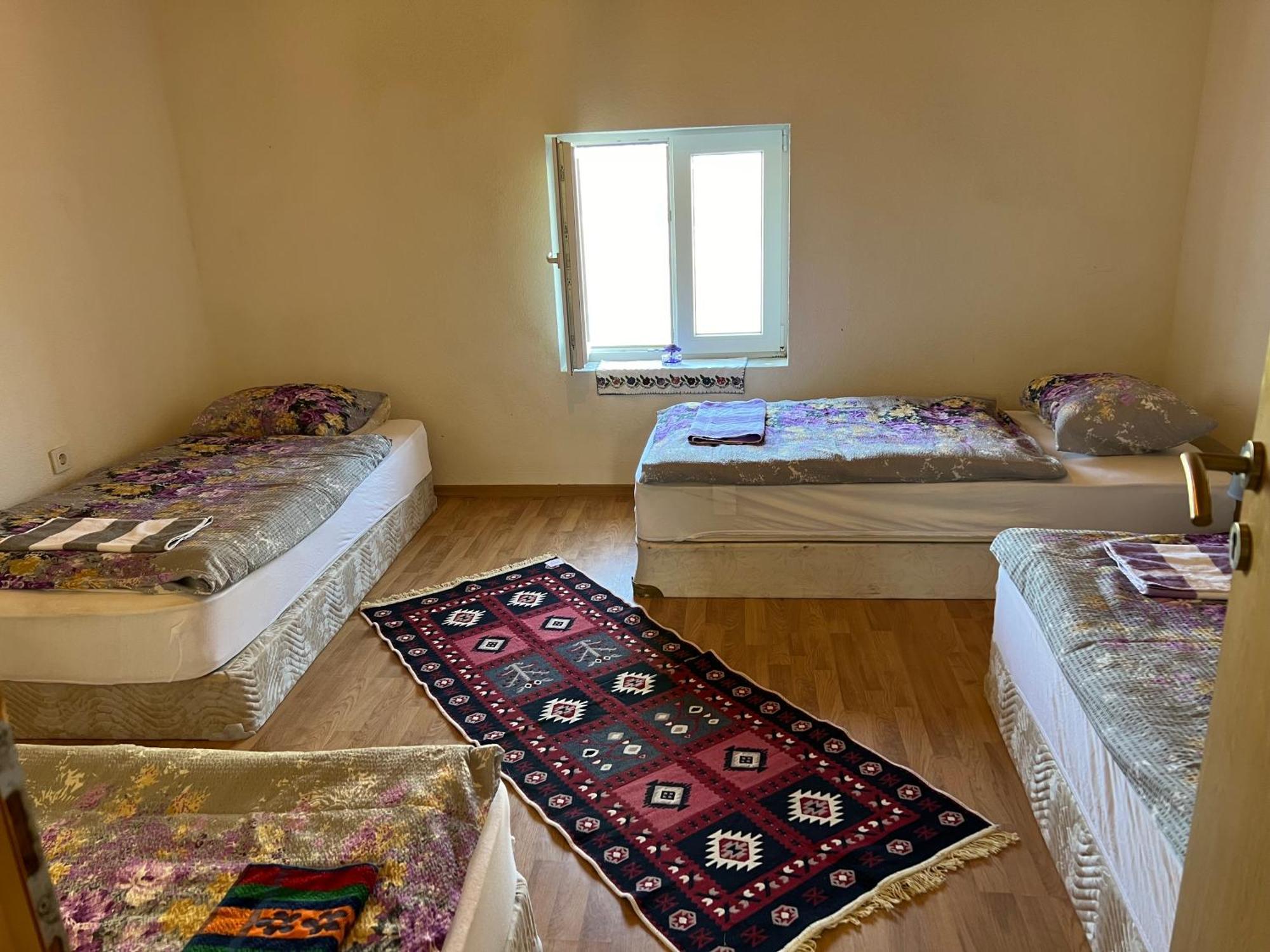 Gornji Lukomir Kod Kapetana Tea Bed & Breakfast エクステリア 写真