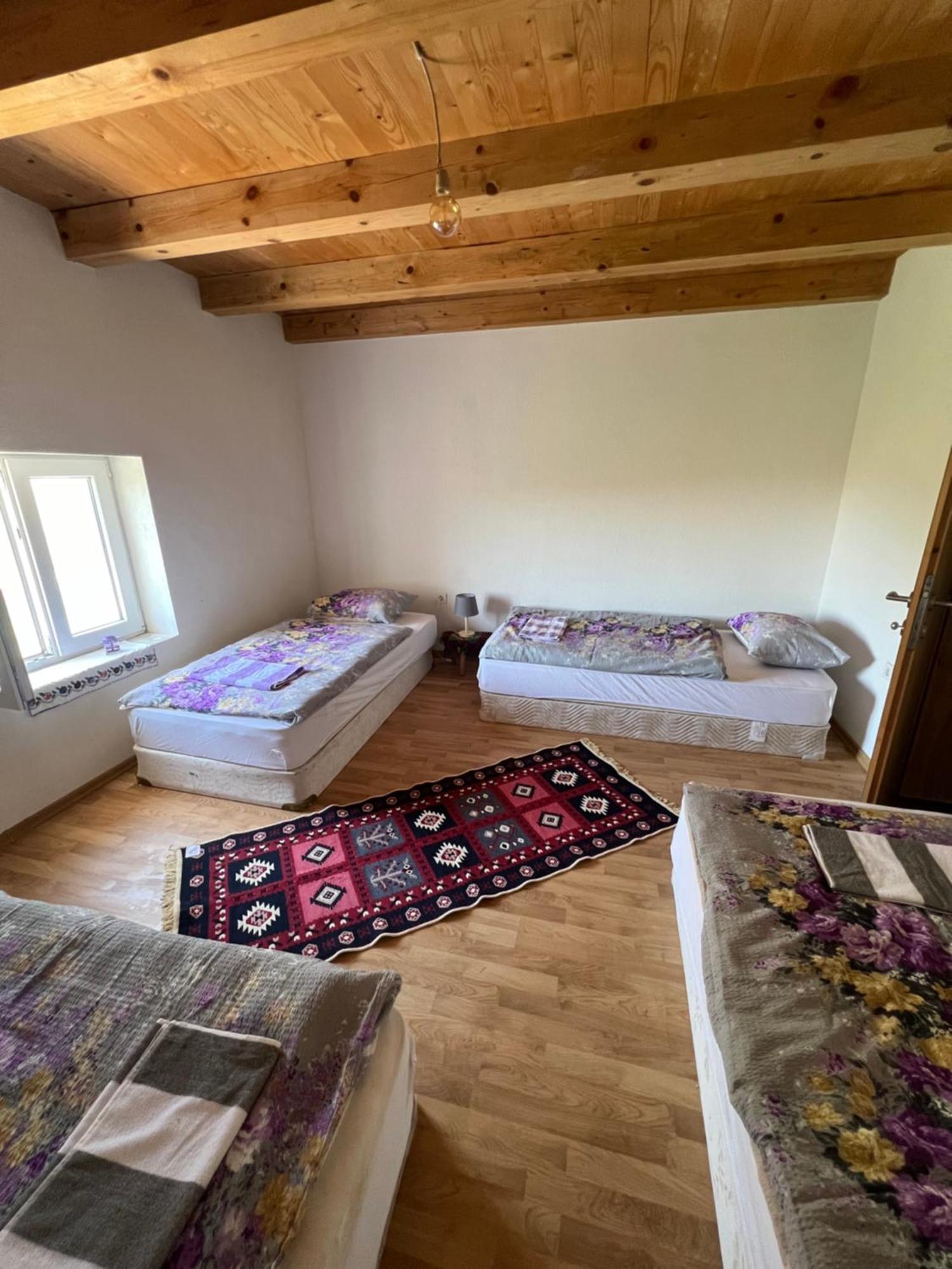 Gornji Lukomir Kod Kapetana Tea Bed & Breakfast エクステリア 写真